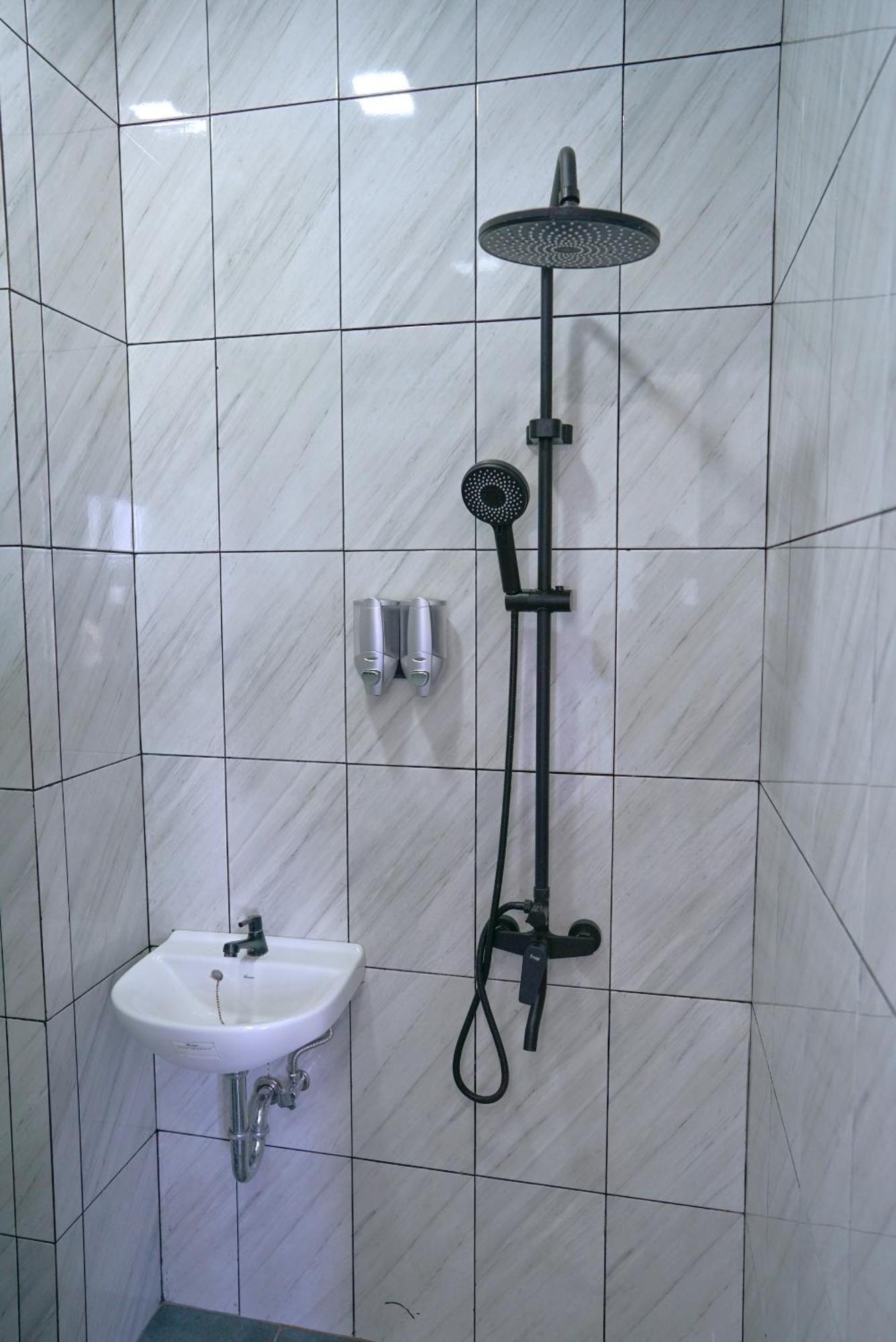 Arlita Guesthouse Cianjur Kültér fotó